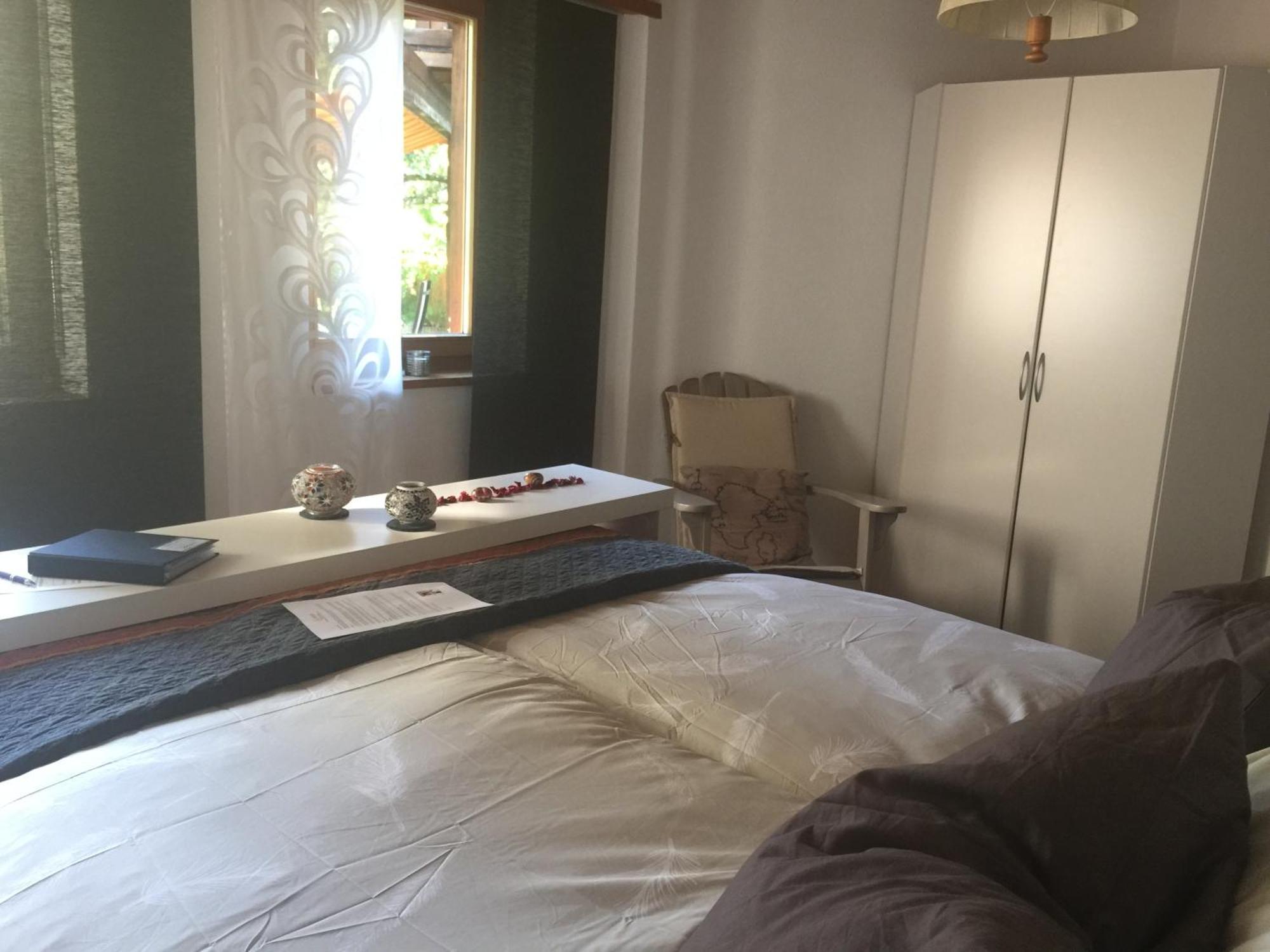 Münchenwiler Bed & Breakfast Region Murtensee מראה חיצוני תמונה